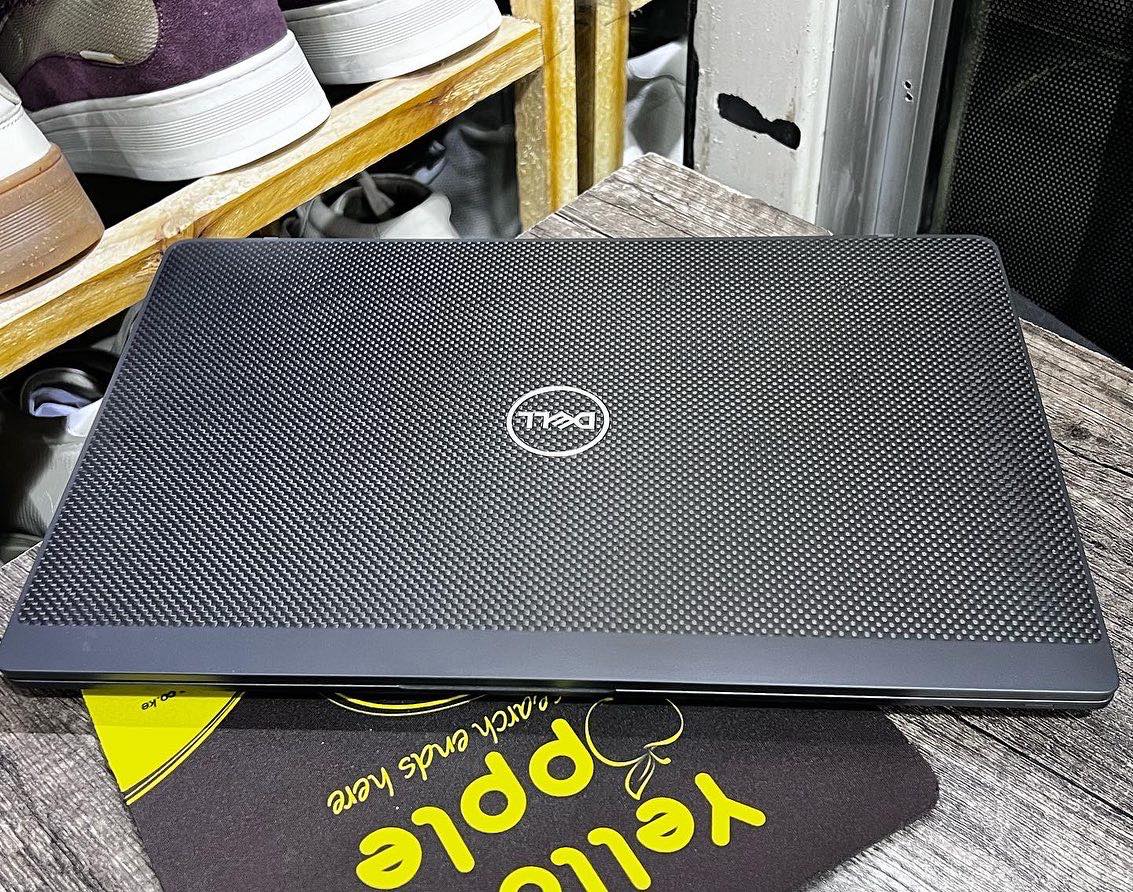 Dell Latitude 7400 14" Notebook Business Laptop - 1920 X 1080 - Core i5 i5-8365U - 8GB RAM - 256GB SSD