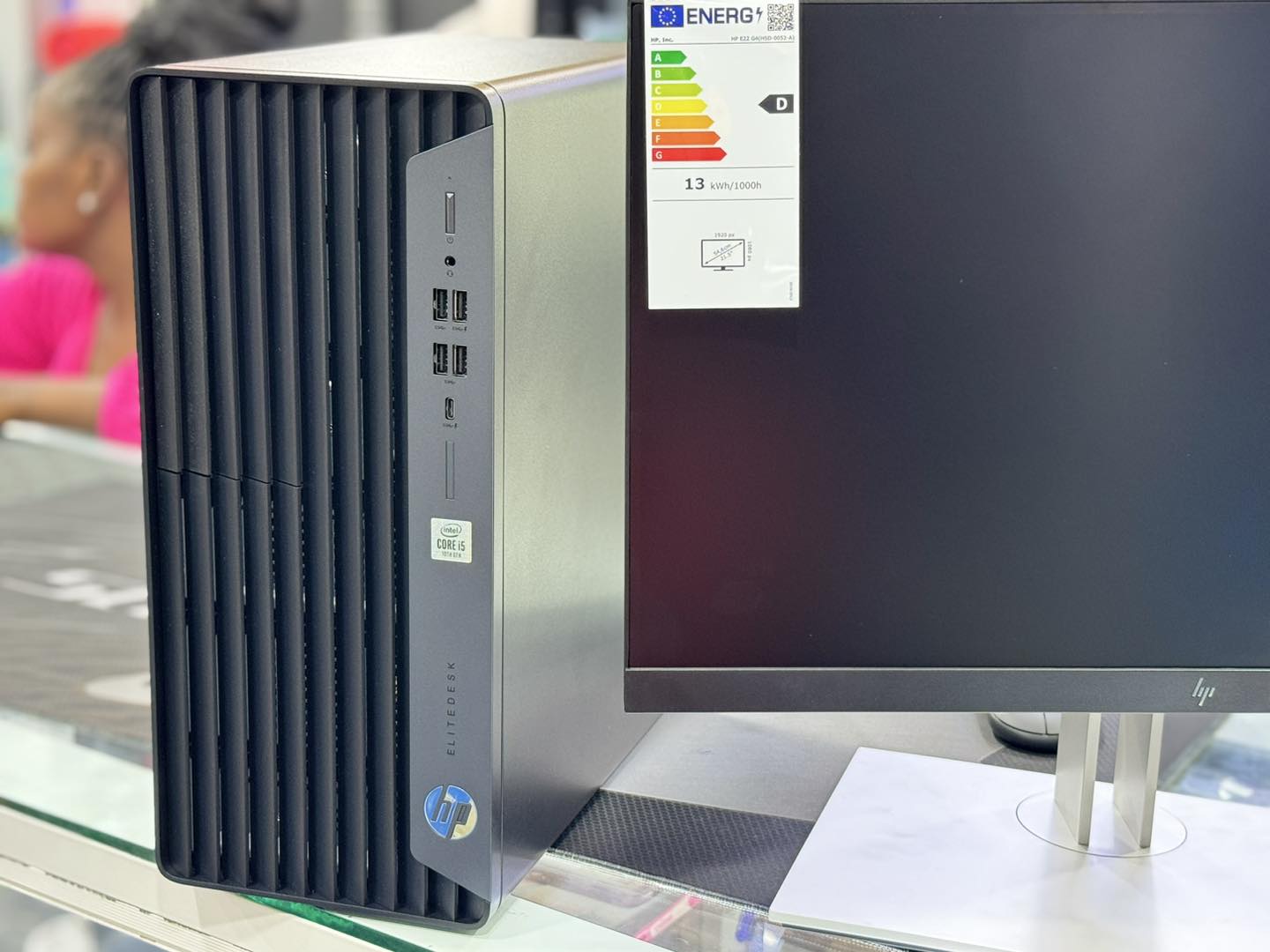 HP EliteDesk 800 G6 Desktop Computer - Intel Core i5 10th Gen i5-10500T Hexa-core (6 Core) 2.30 GHz - 8 GB RAM DDR4 SDRAM - 128 GB SSD||500GB HDD - Desktop TOWER - Windows 10 Pro 64-bit - Intel UHD Graphics 630.||HP E22 G4 EDGE TO EDGE MONITOR - Image 2