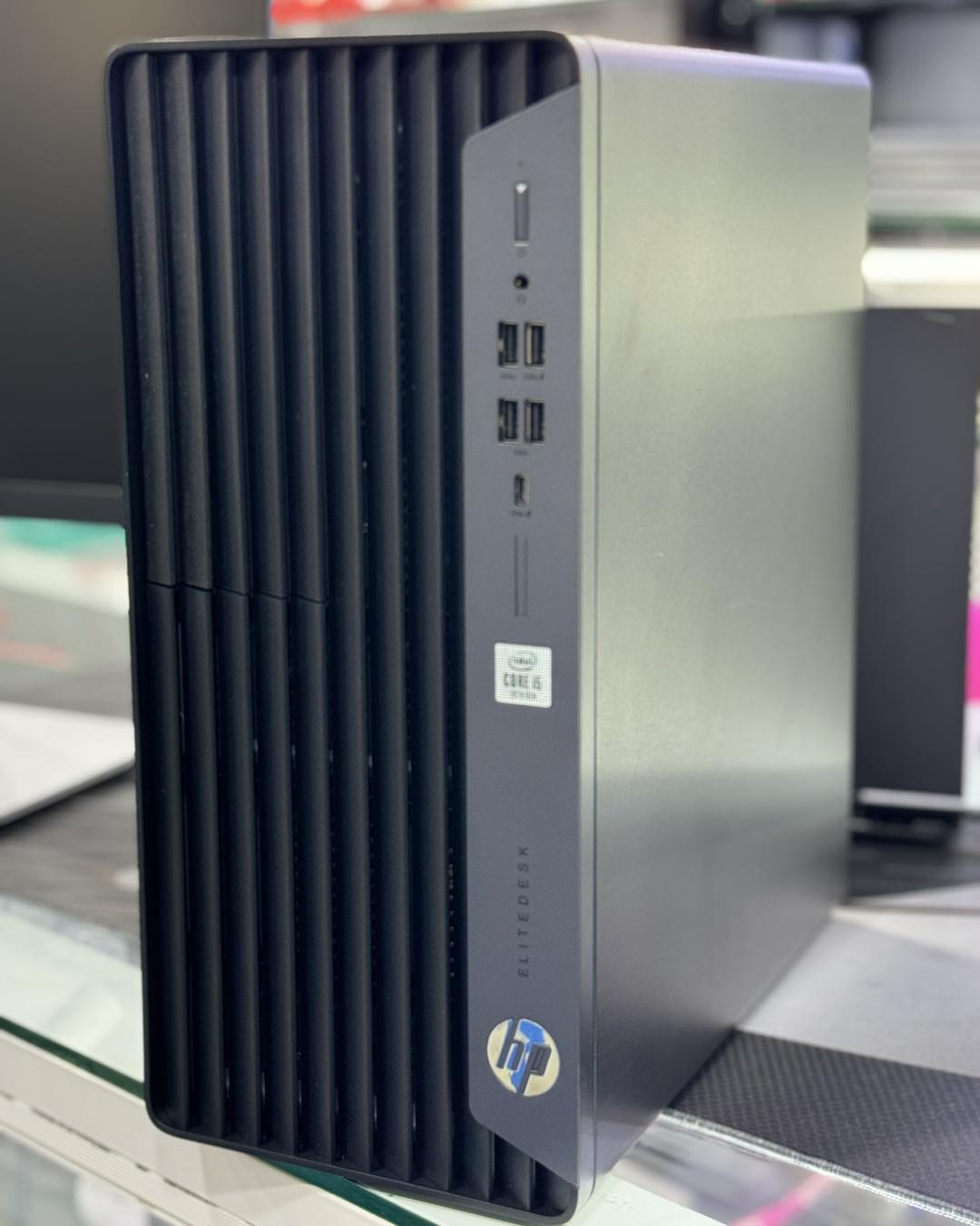 HP EliteDesk 800 G6 Desktop Computer - Intel Core i5 10th Gen i5-10500T Hexa-core (6 Core) 2.30 GHz - 8 GB RAM DDR4 SDRAM - 128 GB SSD||500GB HDD - Desktop TOWER - Windows 10 Pro 64-bit - Intel UHD Graphics 630.||HP E22 G4 EDGE TO EDGE MONITOR