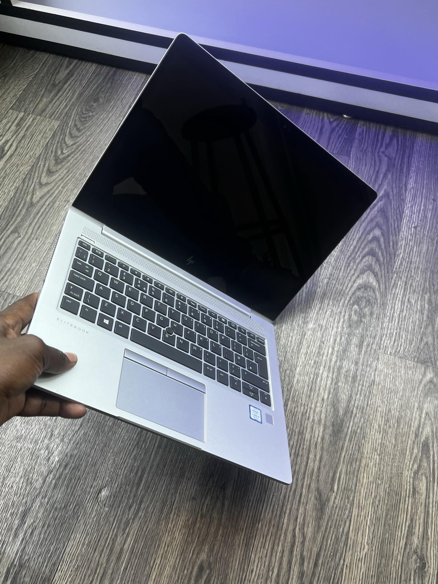 HP Elitebook 830 G5 13.5-inch FHD (1920×1080) Business Laptop (Intel QuadCore