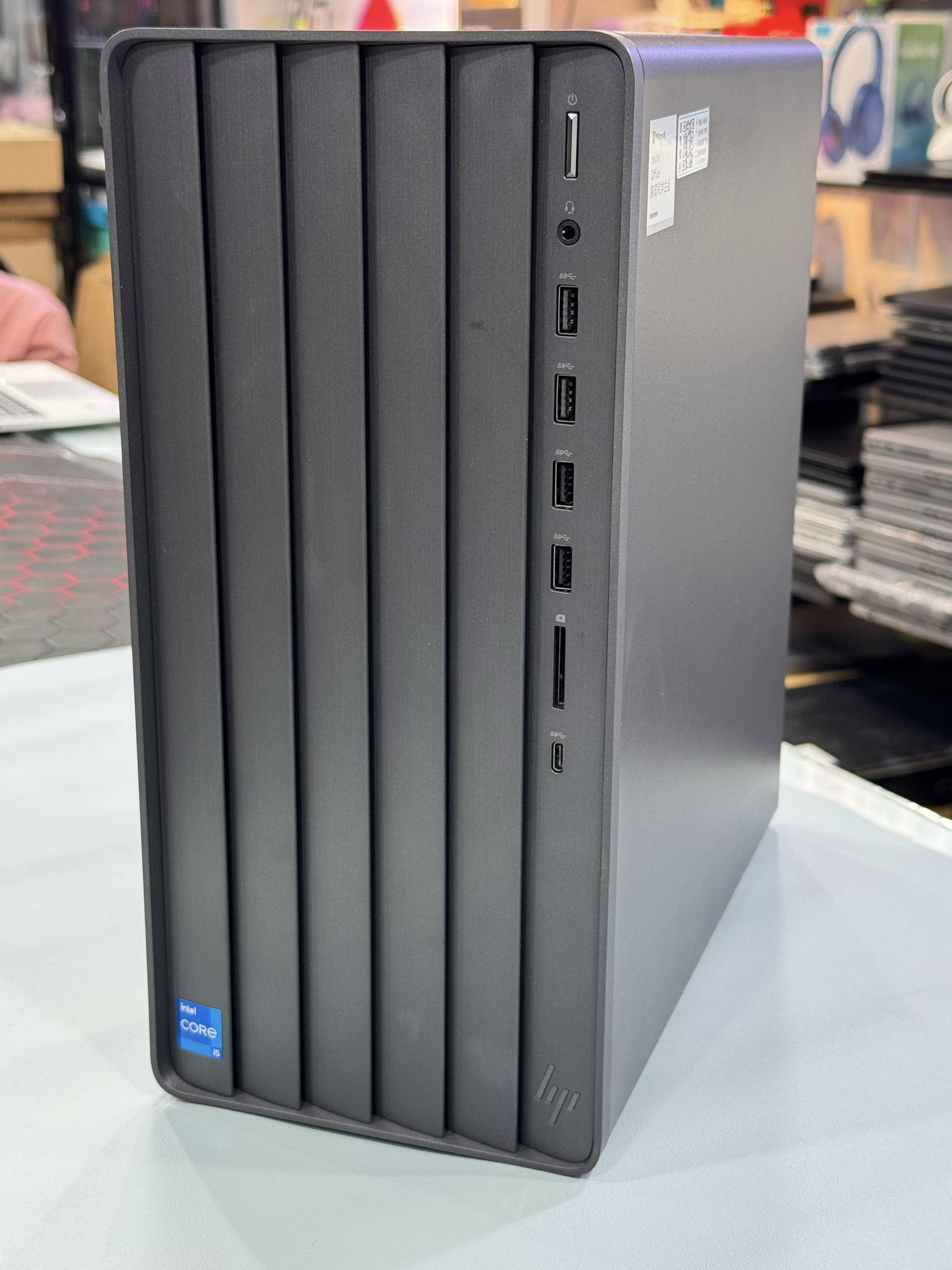 HP Envy TE01 Gaming Desktop Computer