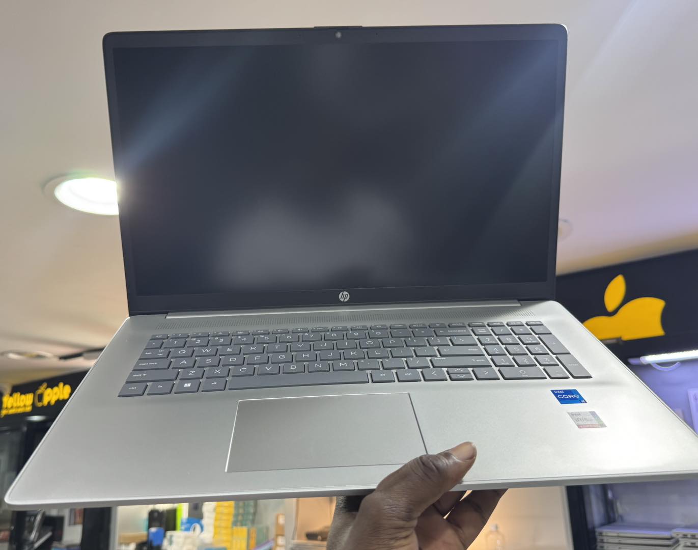 HP 17t-cn300