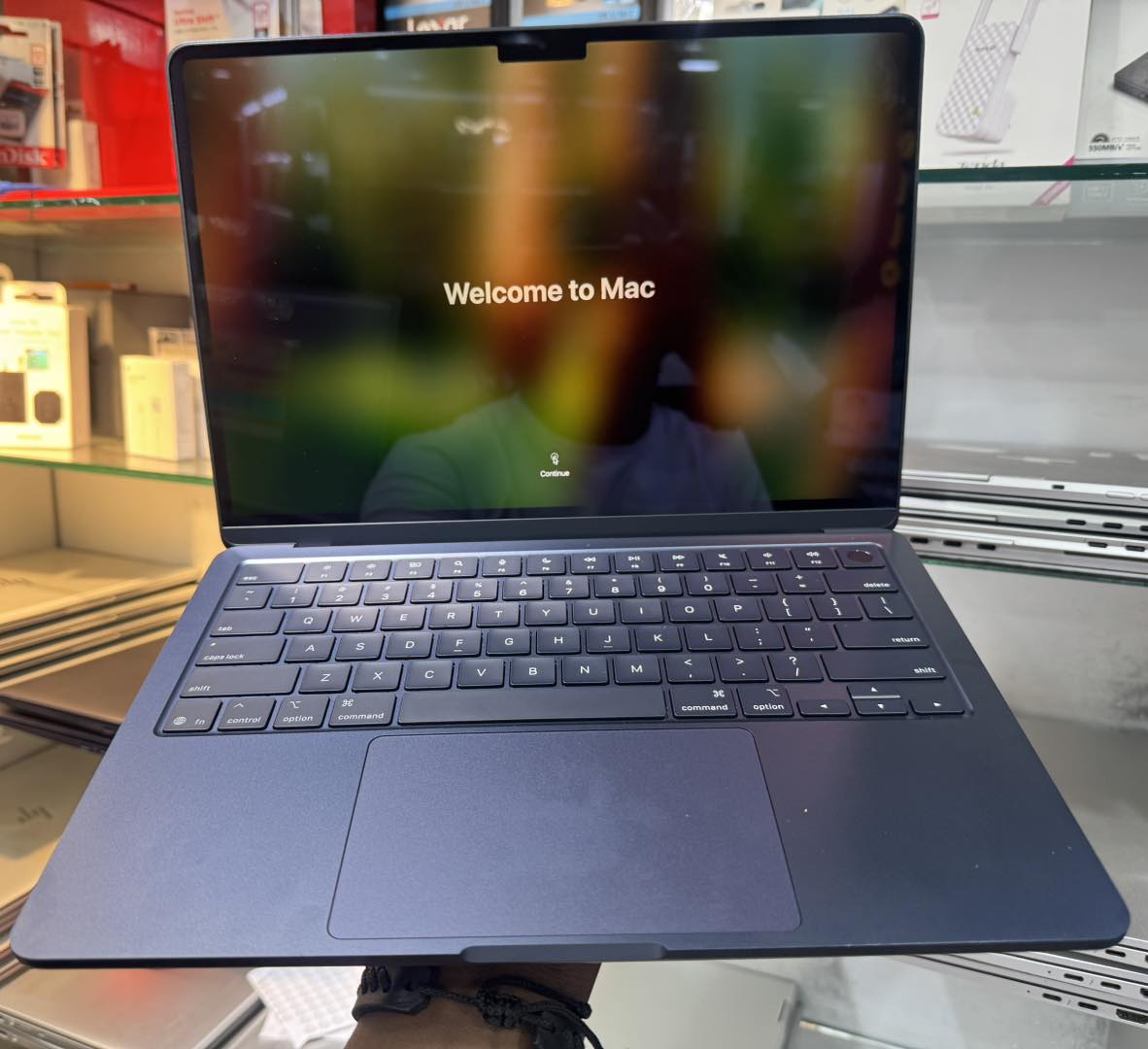 Apple 2025 MacBook Air 13-inch Laptop with M4 chip: 16/256
