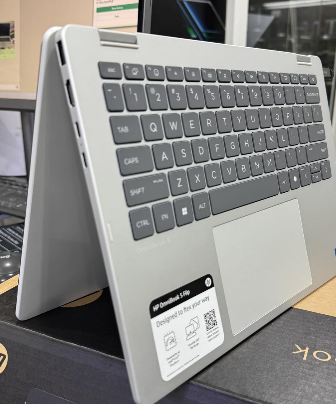 HP 2024 OmniBook Ultra Flip 14