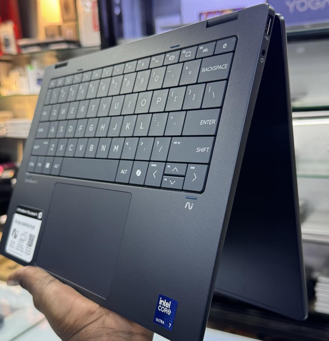 HP OmniBook Ultra Flip 2-in-1 Laptop 14.0