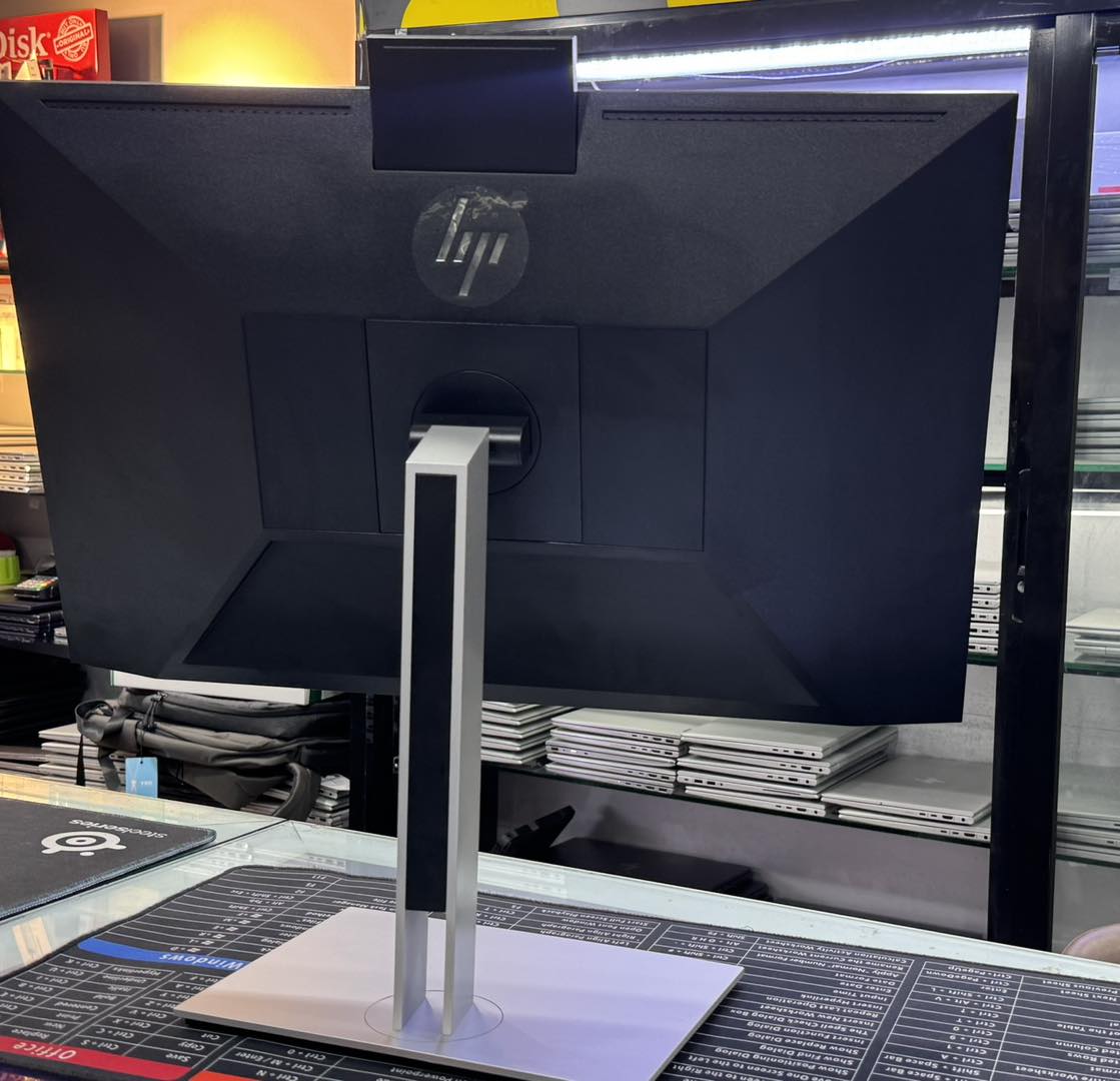 HP EliteDisplay E273d 27" 16:9 IPS Docking Monitor