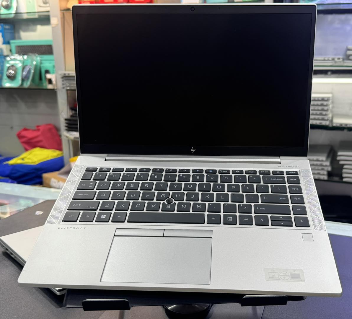 HP EliteBook 840 G8 14-inch Full HD IPS Laptop