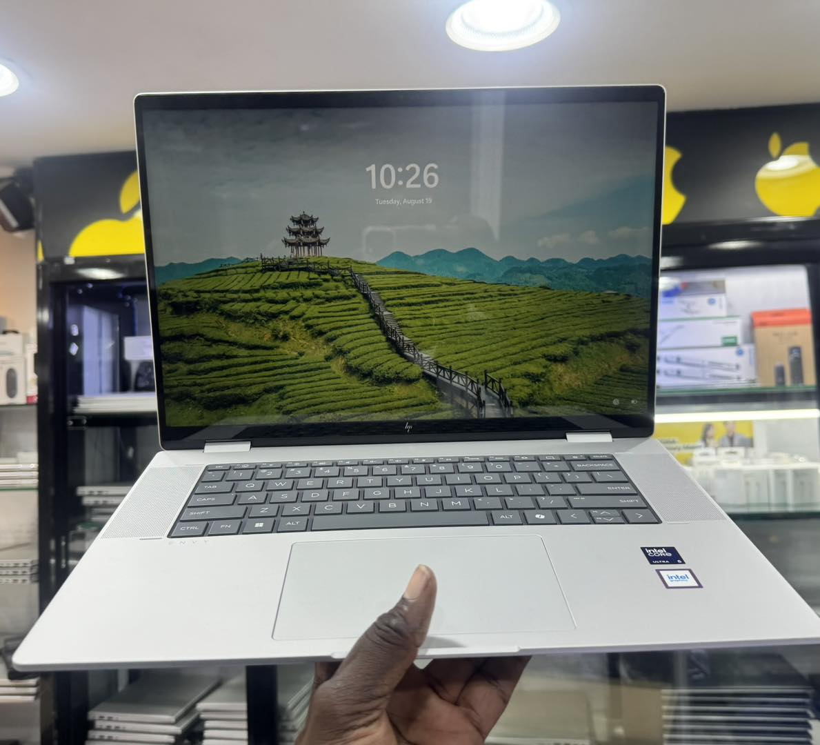 HP Envy 17-da0047nr 17.3" FHD Touch