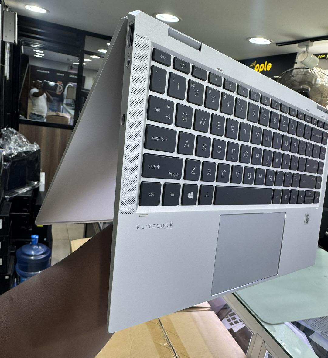 HP EliteBook x360 1040 G8 Notebook PC