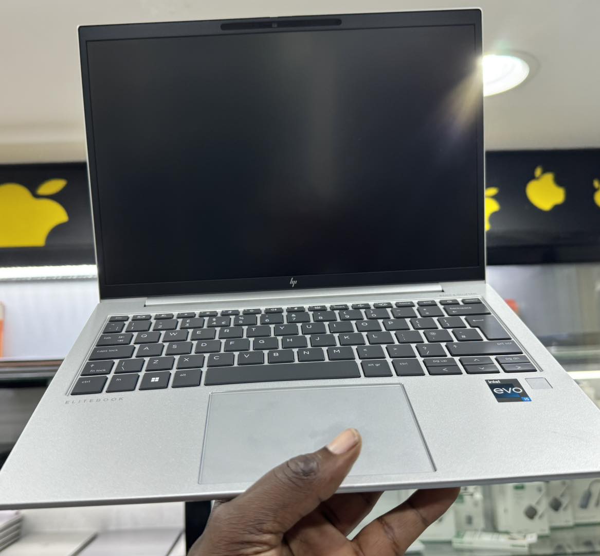HP EliteBook 840 G10 is a 14-inch